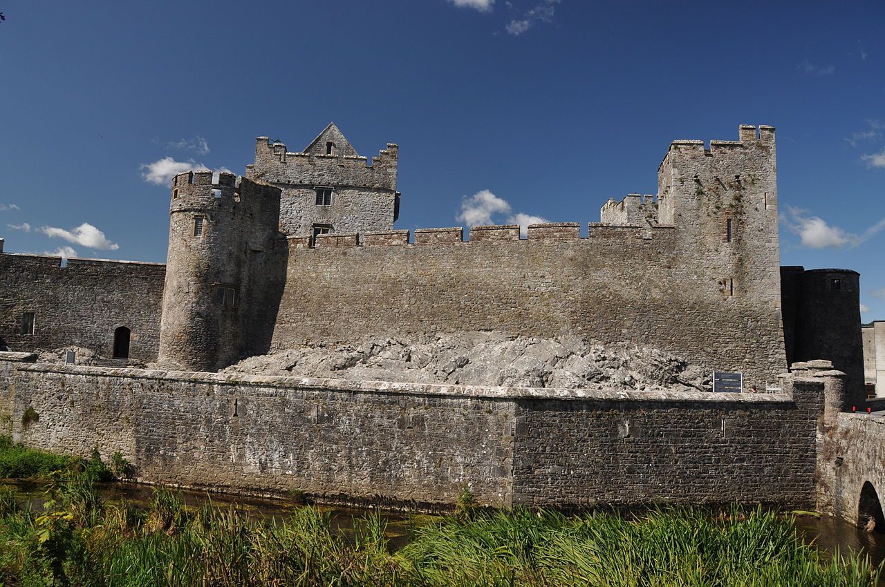 Cahir Castle Exterior 2010