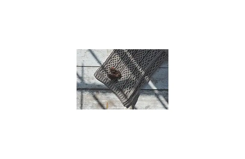 Irish Cable-Knit Aran Throw